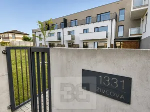 Pronájem bytu 3+kk, Kostelec nad Černými lesy, Živcova, 59 m2