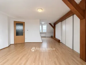 Pronájem bytu 2+kk, Znojmo, Rooseveltova, 86 m2