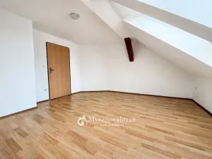 Pronájem bytu 2+kk, Znojmo, Rooseveltova, 86 m2