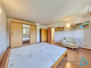 Prodej rodinného domu, Pecka - Bělá u Pecky, 250 m2