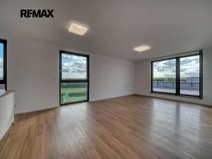 Pronájem bytu 3+kk, Kolín, Zásmucká, 79 m2