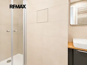Pronájem bytu 2+1, Praha - Hloubětín, Kbelská, 54 m2