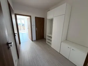 Pronájem bytu 2+kk, Brno - Židenice, Porhajmova, 56 m2