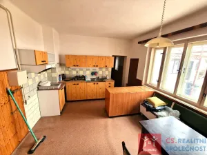 Prodej rodinného domu, Hrušovany nad Jevišovkou, Příční, 129 m2