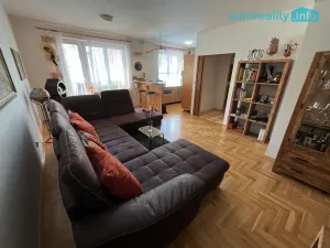 Prodej bytu 3+kk, Mariánské Lázně, V Sadech, 67 m2