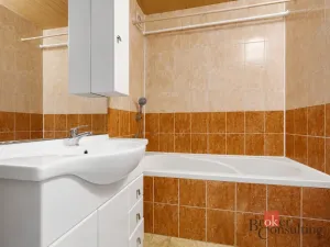 Prodej bytu 3+1, Praha - Hlubočepy, Lamačova, 73 m2