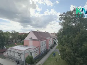 Pronájem bytu 2+1, Ostrov, Štúrova, 58 m2