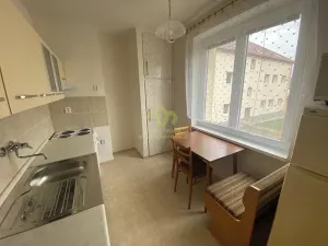 Pronájem bytu 2+1, Holoubkov, 60 m2