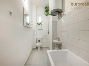 Prodej bytu 2+kk, Mariánské Lázně, Mladějovského, 41 m2