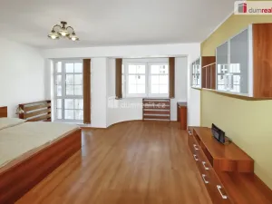 Prodej bytu 3+kk, Karlovy Vary, Zámecký vrch, 113 m2