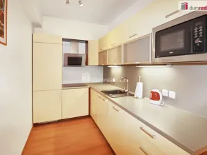 Prodej bytu 3+kk, Karlovy Vary, Zámecký vrch, 113 m2