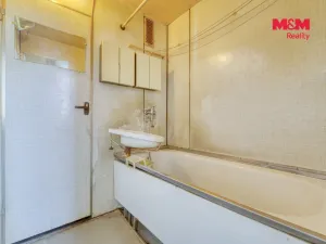Prodej bytu 3+1, Praha - Kamýk, Zárubova, 80 m2