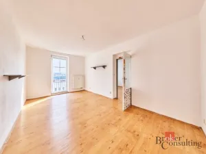 Pronájem bytu 2+kk, Úpice, Národní, 46 m2