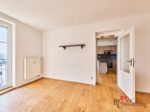 Pronájem bytu 2+kk, Úpice, Národní, 46 m2