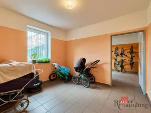 Pronájem bytu 2+kk, Úpice, Národní, 46 m2