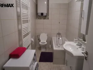 Pronájem bytu 2+kk, Hradec Králové - Nový Hradec Králové, Domečkova, 37 m2