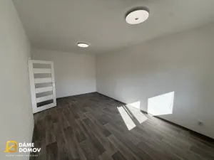 Prodej bytu 1+1, Zlín - Malenovice, třída Svobody, 37 m2
