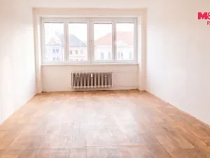Pronájem bytu 2+1, Louny, Mírové náměstí, 58 m2