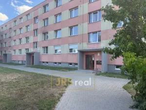 Pronájem bytu 1+1, Břeclav, 36 m2