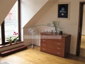 Pronájem bytu 2+kk, Hluboká nad Vltavou, Masarykova, 45 m2