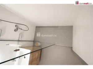 Pronájem bytu 1+kk, Praha - Modřany, Kolmanova, 37 m2
