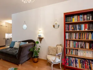 Prodej bytu 2+kk, Praha - Břevnov, Šlikova, 63 m2