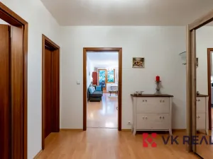 Prodej bytu 2+kk, Praha - Břevnov, Šlikova, 63 m2