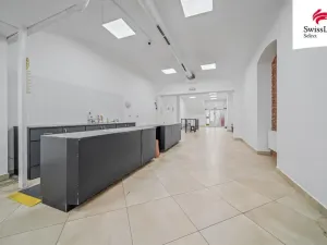 Pronájem obchodního prostoru, Pardubice - Zelené Předměstí, třída Míru, 523 m2