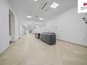 Pronájem obchodního prostoru, Pardubice - Zelené Předměstí, třída Míru, 523 m2