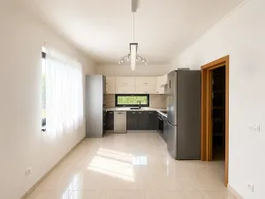 Pronájem rodinného domu, Ohrobec, 226 m2