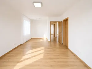 Pronájem rodinného domu, Ohrobec, 226 m2