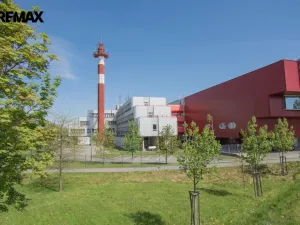 Pronájem kanceláře, Hradec Králové - Věkoše, Akademika Bedrny, 315 m2