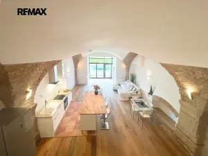 Prodej bytu 1+kk, Škvorec, Tyršova, 97 m2
