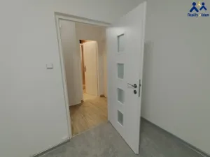 Pronájem bytu 1+1, Vyškov, Jarní, 33 m2