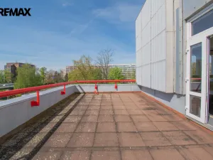 Pronájem kanceláře, Hradec Králové - Věkoše, Akademika Bedrny, 171 m2
