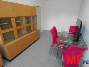 Pronájem bytu 3+1, Hradec Králové, Severní, 59 m2