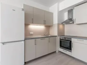 Pronájem bytu 1+kk, Praha - Vysočany, Svatošových, 32 m2