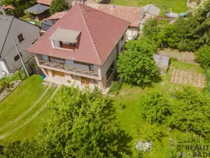 Prodej rodinného domu, Katov, 200 m2