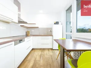 Prodej bytu 2+1, Olomouc, Vojanova, 56 m2