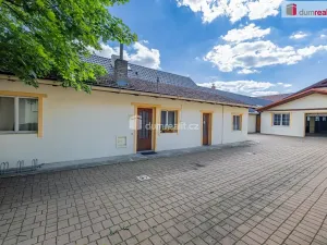 Pronájem výrobních prostor, Doksy, Václ. Plecitého, 4300 m2