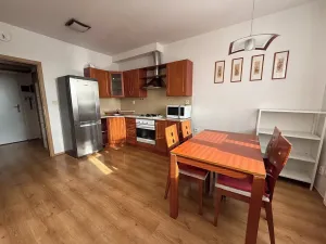 Pronájem bytu 2+kk, Šlapanice, Švehlova, 39 m2