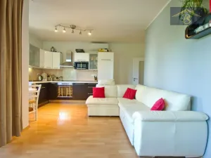 Pronájem bytu 3+kk, Praha - Strašnice, Názovská, 56 m2