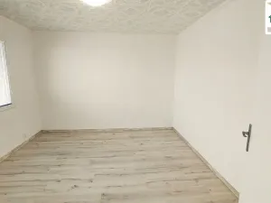Pronájem bytu 3+1, Cheb, Májová, 55 m2
