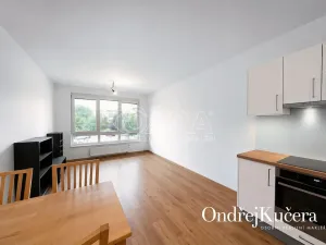 Prodej bytu 2+kk, Praha - Čakovice, Marty Krásové, 48 m2
