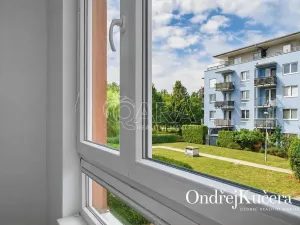 Prodej bytu 2+kk, Praha - Čakovice, Marty Krásové, 48 m2