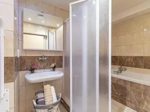 Pronájem bytu 2+1, Mladá Boleslav, Erbenova, 59 m2