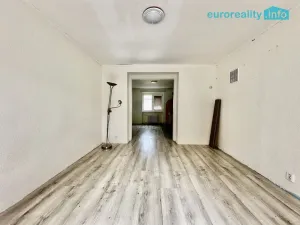 Prodej bytu 2+1, Horní Slavkov, Zahradní, 57 m2