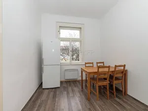 Pronájem bytu 2+1, Praha - Vinohrady, Varšavská, 70 m2