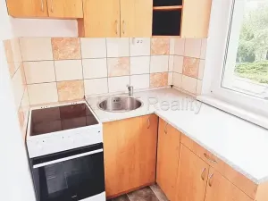 Pronájem bytu 1+kk, Praha - Hostivař, Vajdova, 29 m2