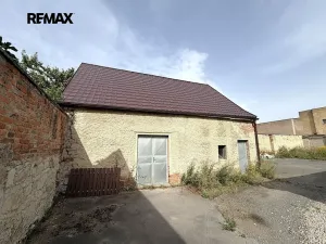 Pronájem skladu, Kladno, Doberská, 327 m2